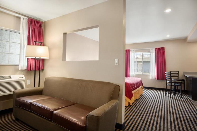 Готель Ramada By Wyndham Marina Del Rey Екстер'єр фото