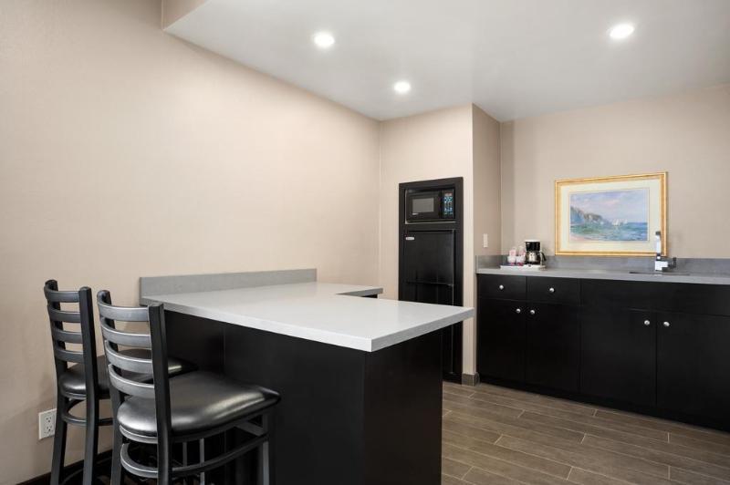 Готель Ramada By Wyndham Marina Del Rey Екстер'єр фото